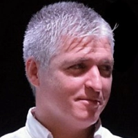 Catalin Horomnea